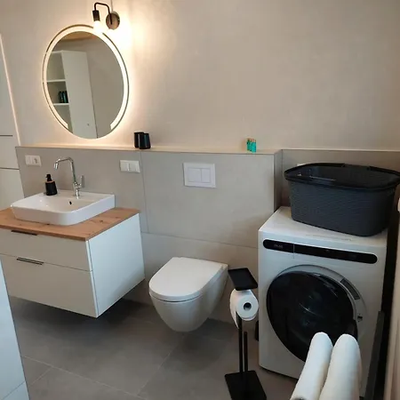 Weinstrasse - Pfaelzer Wald * Gocklingen