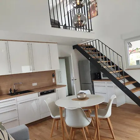 Weinstrasse - Pfaelzer Wald Gocklingen