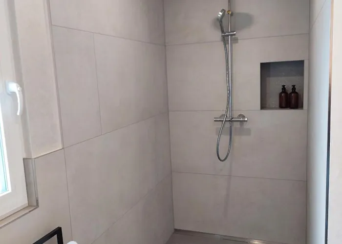 Weinstrasse - Pfaelzer Wald 度假居 *